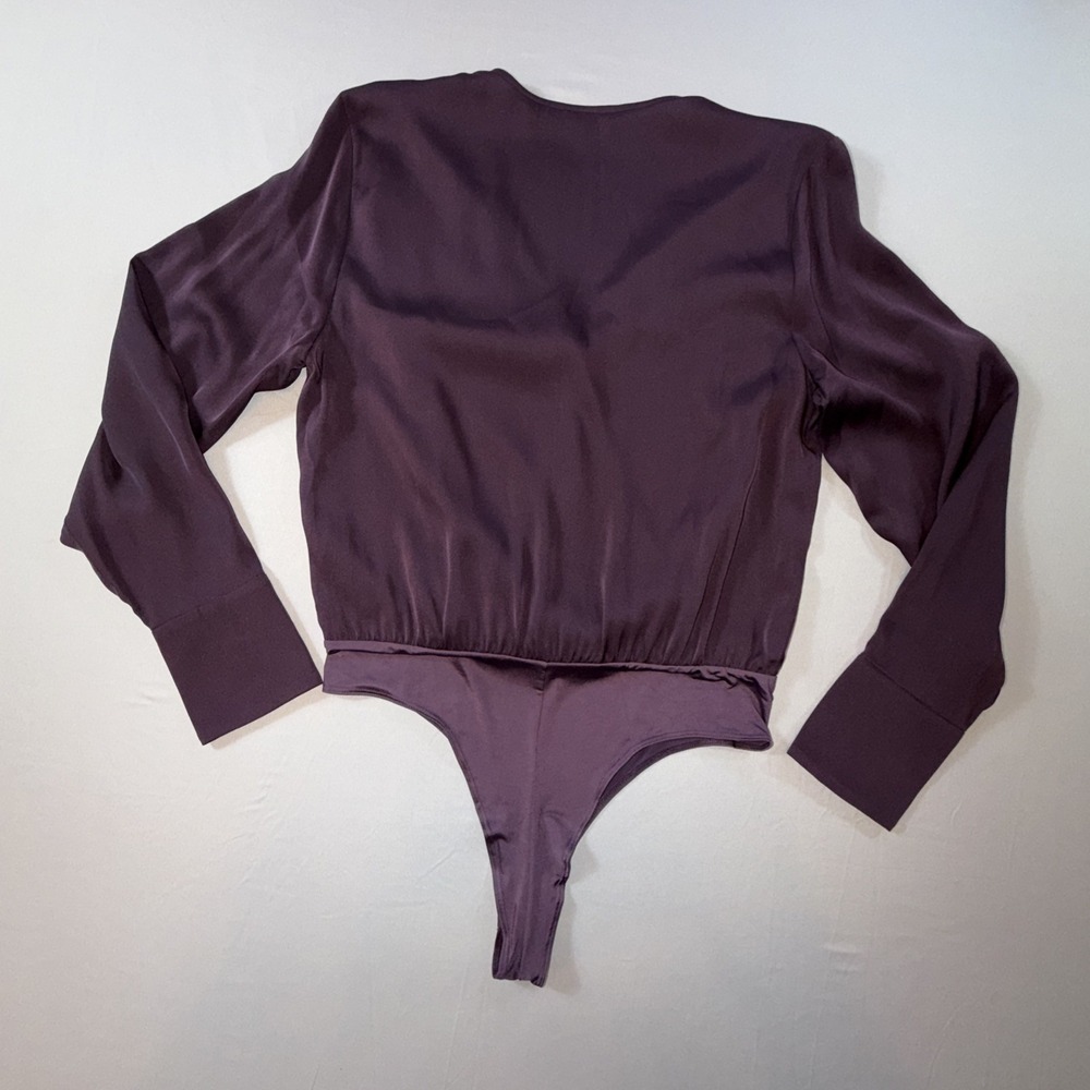 Quince Washable Stretch Silk Surplice Bodysuit Size M Deep Orchid Purple EUC - Picture 7 of 7